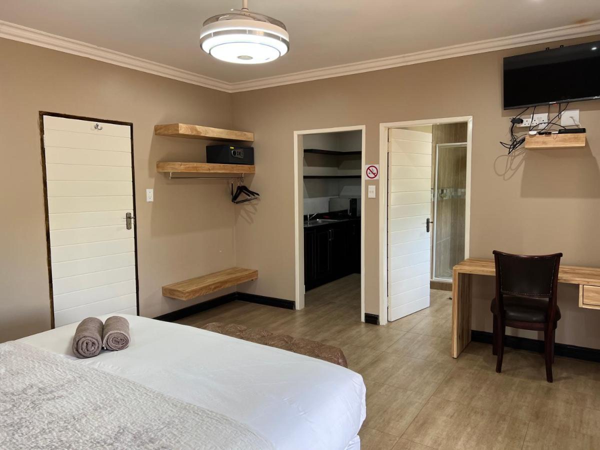 Thabazimbi Country Lodge Экстерьер фото