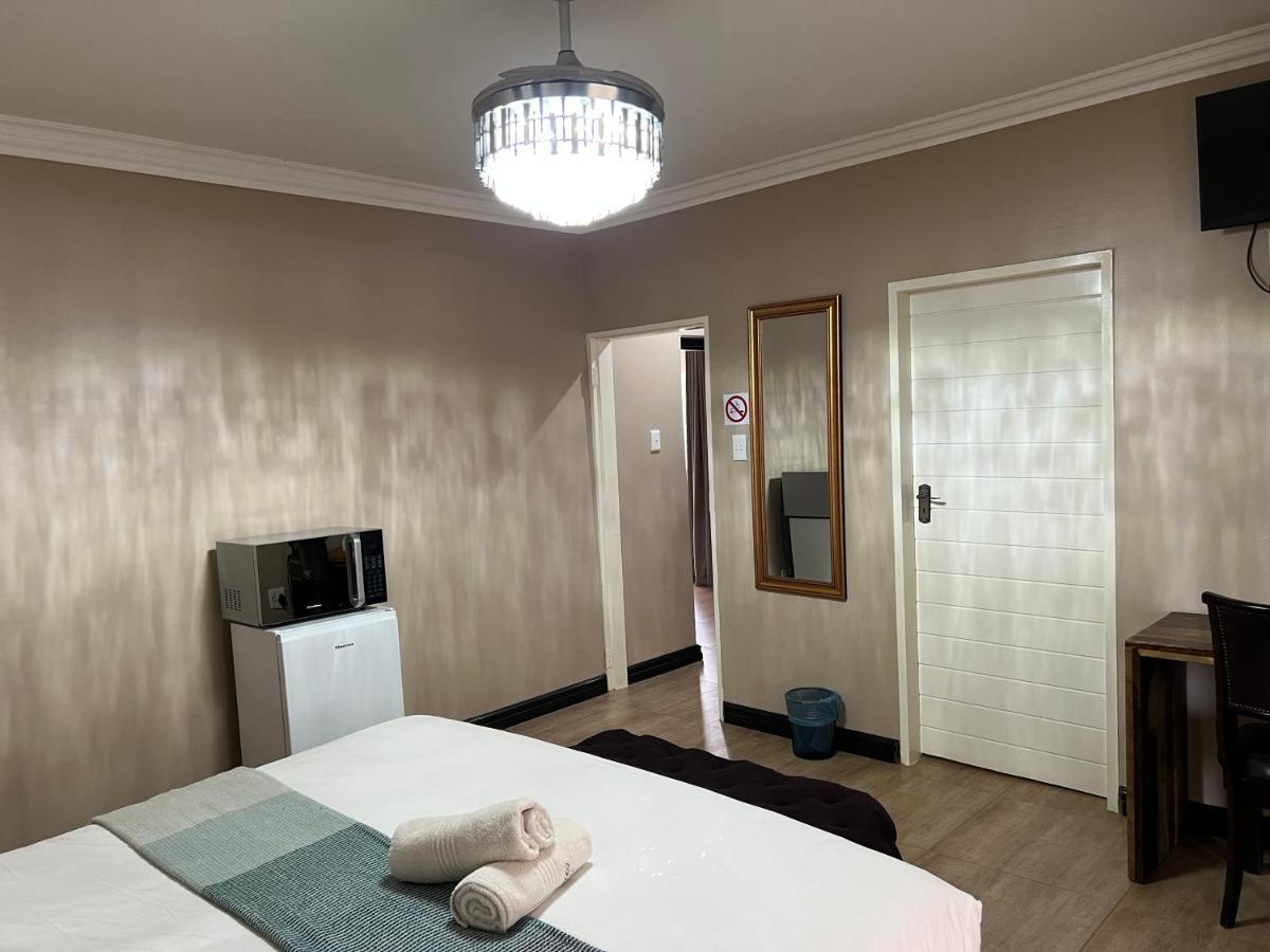 Thabazimbi Country Lodge Экстерьер фото